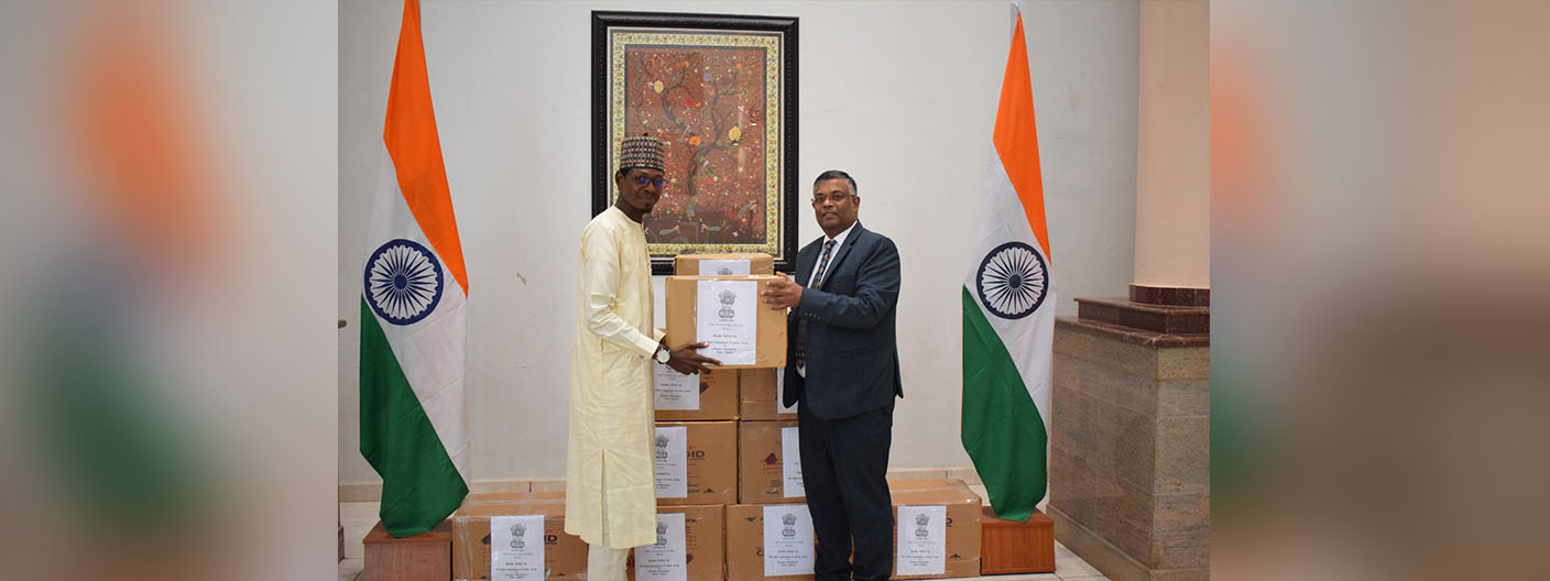  On 26 Sept 2023, HC handed over Hindi books to Mr. Auwal Yusuf Aliyu, Chairman, Dostana Association, Kano.
