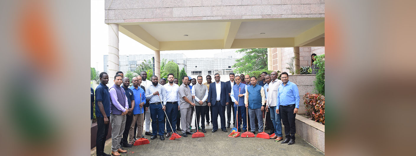  As part of the Swacchata Hi Seva Campaign,HCI,Abuja has initiated an extensive cleanliness drive through Shramdaan. Team HCI, Abuja actively participated in one-hour 'Swachhta Shramdaan' by cleaning of HCI, Abuja campus on 29 Sep 23