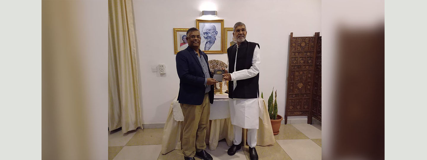  HC met Mr. Kailash Satyarthi, Nobel Laureate and champion for children's rights on 17 May.