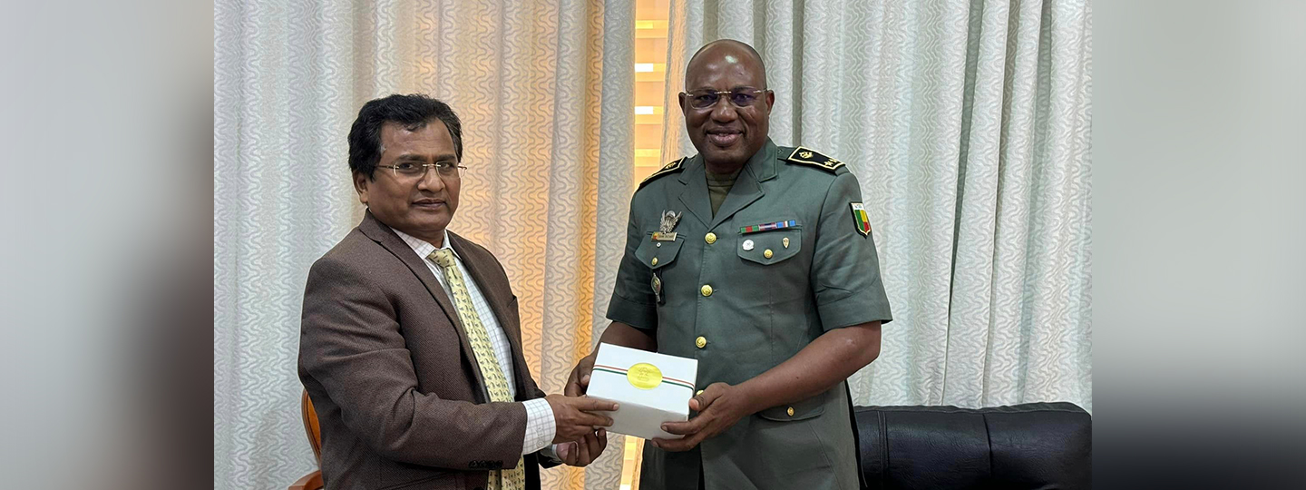 On 24 June, Mr. Sevala Naik Mude, AS (C&WA) met Gen Sanni Bachabi, Director of the Cabinet, Ministry of Defence, Republic of Benin