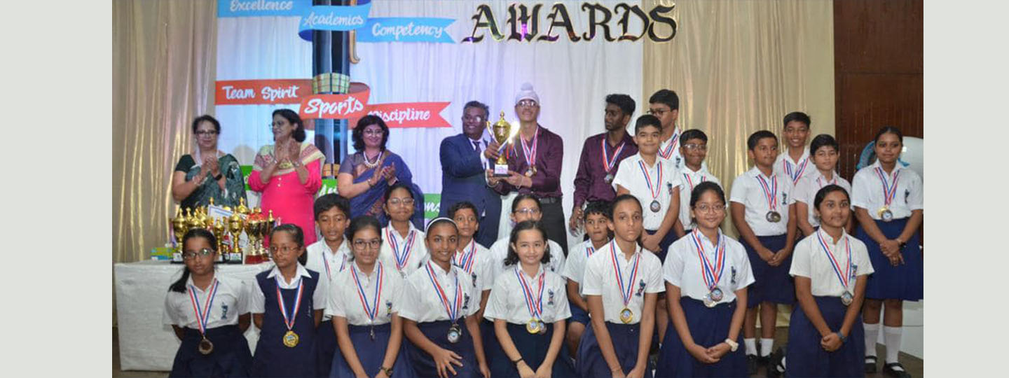  Award ceremony for achievers during the academic session 2022-23 at the Indian Language School, Lagos, on 30 March, 2023