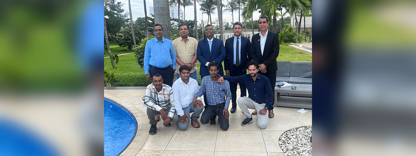  On 10 Aug, HC met a part of the group of 21 Indian citizens of M/s Transrail Lightning Limited at Cotonou who crossed over from Niger to Benin Republic.